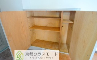 シューズボックス