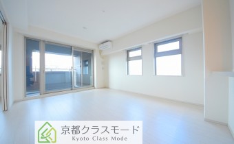 ※室内写真は同マンション内・別タイプの参考画像となります。