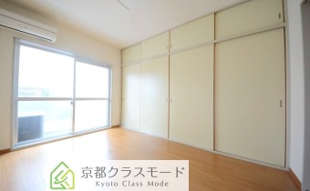 洋室6帖①・別アングル