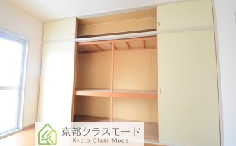 押入れ①