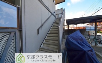 共用階段