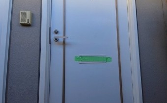 玄関ドア