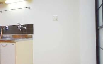 冷蔵庫置き場