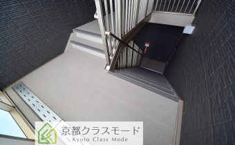 共用階段
