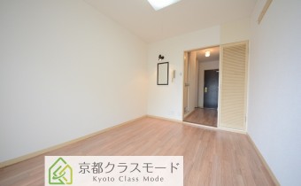 ※室内写真は307号室のものです。