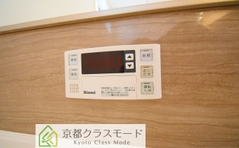 追い焚き機能付き　※この写真は同マンション206号室のものです