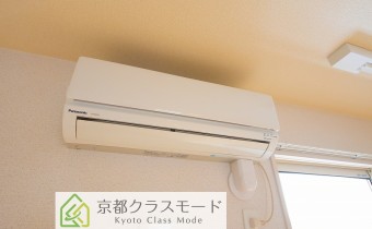 エアコン　※この写真は同マンション206号室のものです