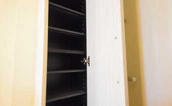 シューズBOX　※室内写真は同タイプイメージです。