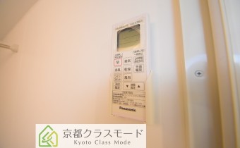 浴室乾燥機のコントローラー　※室内写真は同タイプイメージです。