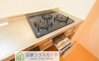 グリル付き・3口ガスシステムキッチン