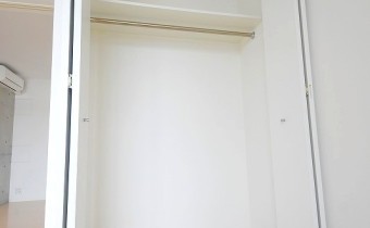 ※室内写真は同マンション内・別タイプの参考画像となります。