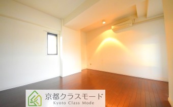Room8.6