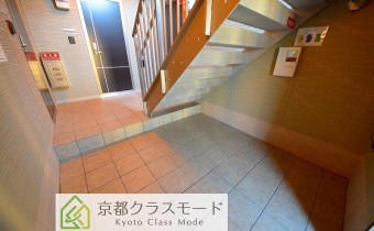 共用階段