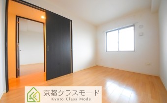 洋室6帖①・別アングル
