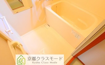 バスルーム　※写真は6号のものです