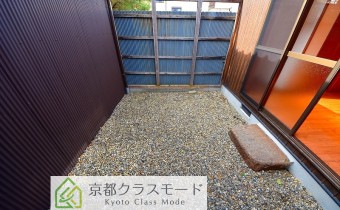 専用テラス・別アングル　※写真は6号のものです