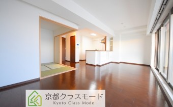 「南向き」の明るいリビングダイニング♪「床暖房」も付いてます！