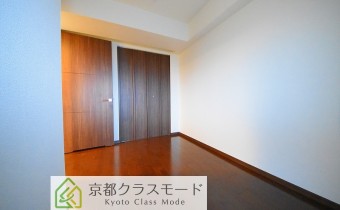 Room 5