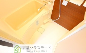 バスルーム※同マンション反転タイプの写真です。