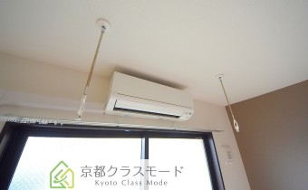 室内物干し※同マンション反転タイプの写真です。