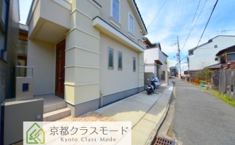 敷地内ガレージ（軽自動車専用）