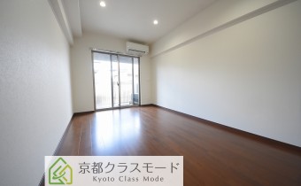 8帖の室内空間♪「脱衣所」タイプの3点セパレートです！