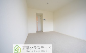 Room 8