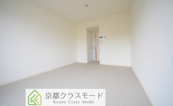 Room 8