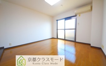 南向きバルコニーで陽当たりの良いお部屋♪