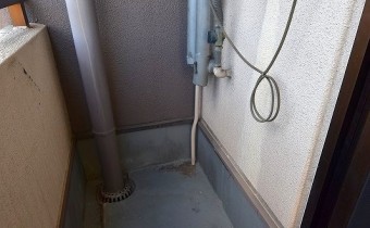 室外洗濯機置場