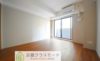 Room7