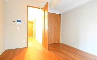 Room7
