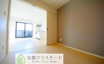 Room 4