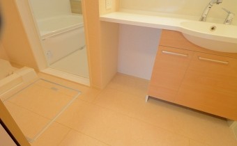 ※室内写真は同建物内の別タイプの参考画像となります。