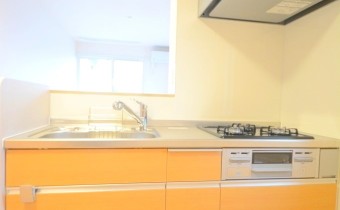 ※室内写真は同建物内の別タイプの参考画像となります。