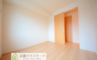 ※室内写真は同建物内の別タイプの参考画像となります。
