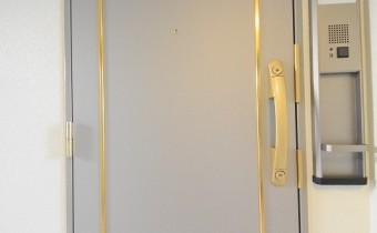 玄関ドア