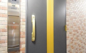玄関ドア