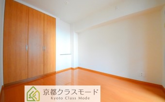 Room6
