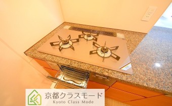 ※室内写真は同マンション内・別タイプの参考画像となります。