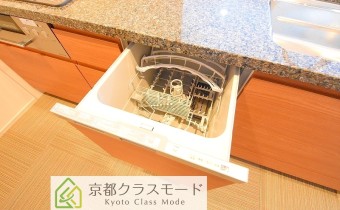 ※室内写真は同マンション内・別タイプの参考画像となります。