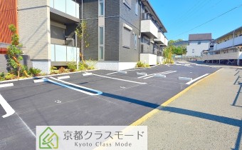 敷地内ガレージ