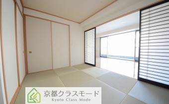 ※室内写真は同マンション内・別タイプの参考画像となります。