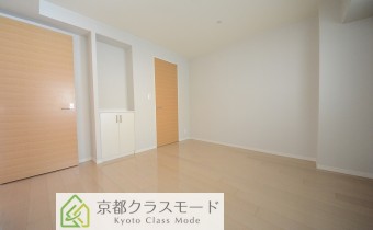 ※室内写真は同マンション内・別タイプの参考画像となります。