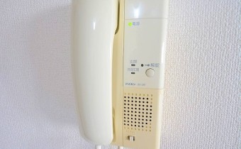 インターホン