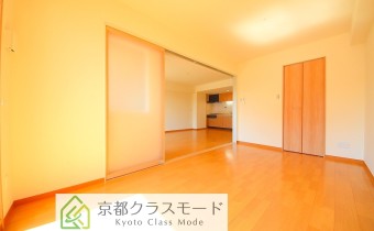洋室7帖・別アングル