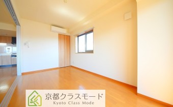 洋室6.9帖・別アングル