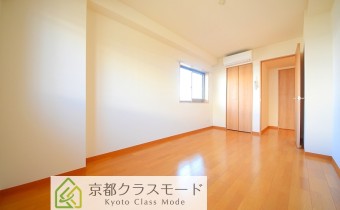 洋室6.7帖・別アングル
