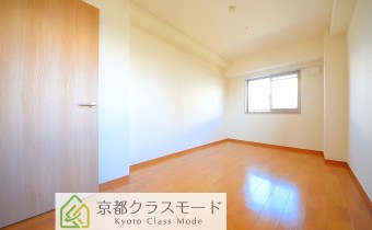洋室6.7帖・別アングル