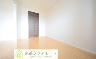 洋室4.8帖・別アングル